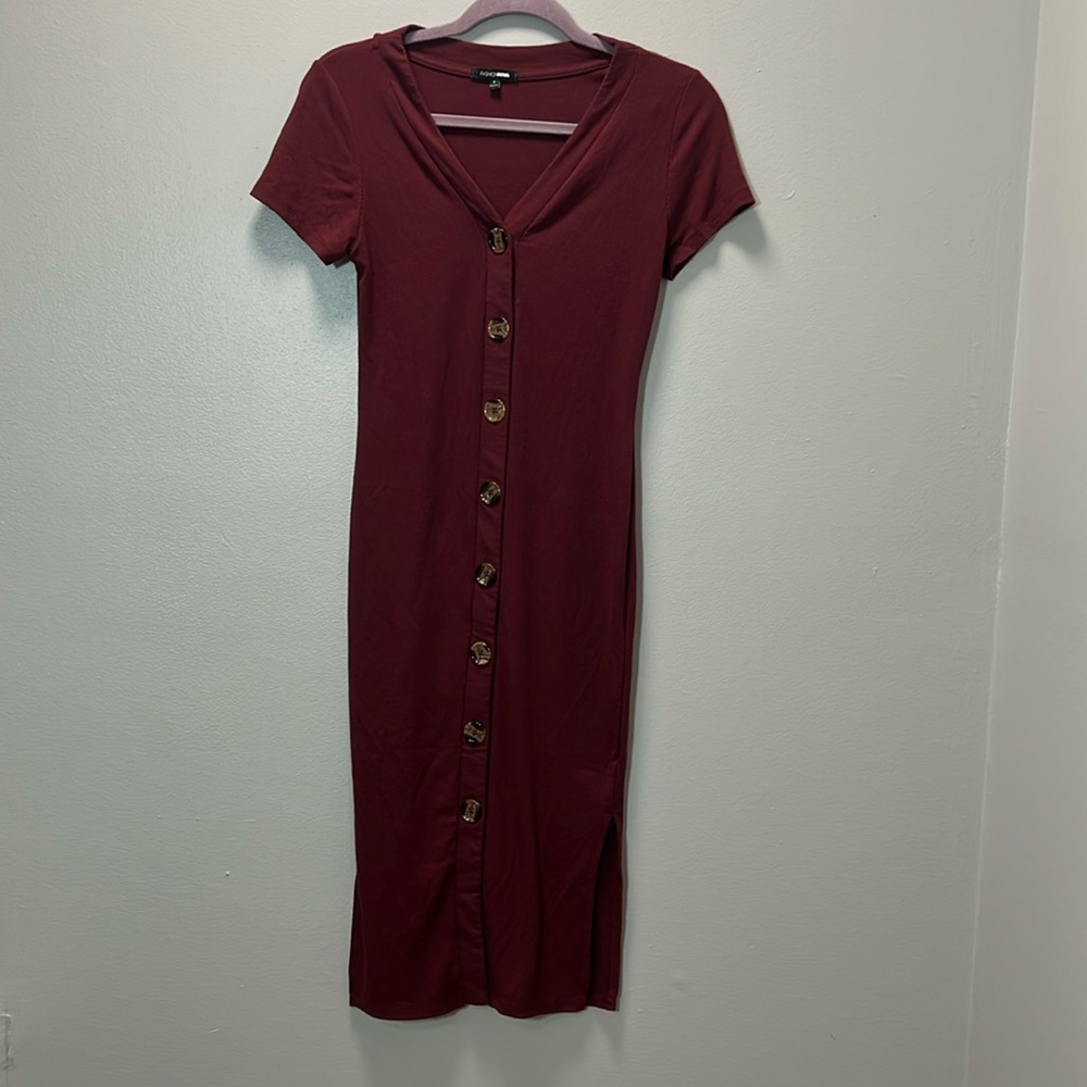Curvy Dress with Buttons - Fashion Nova Body-Hugging Burgundy Dress